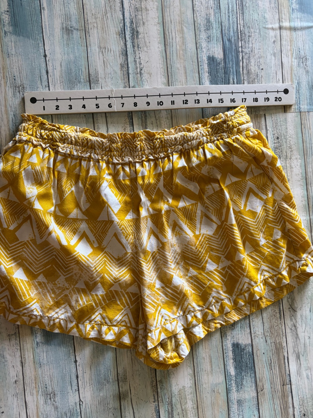 Anthropologie Yellow and White Printed Smocked Waistband Shorts - Picture 5 of 8